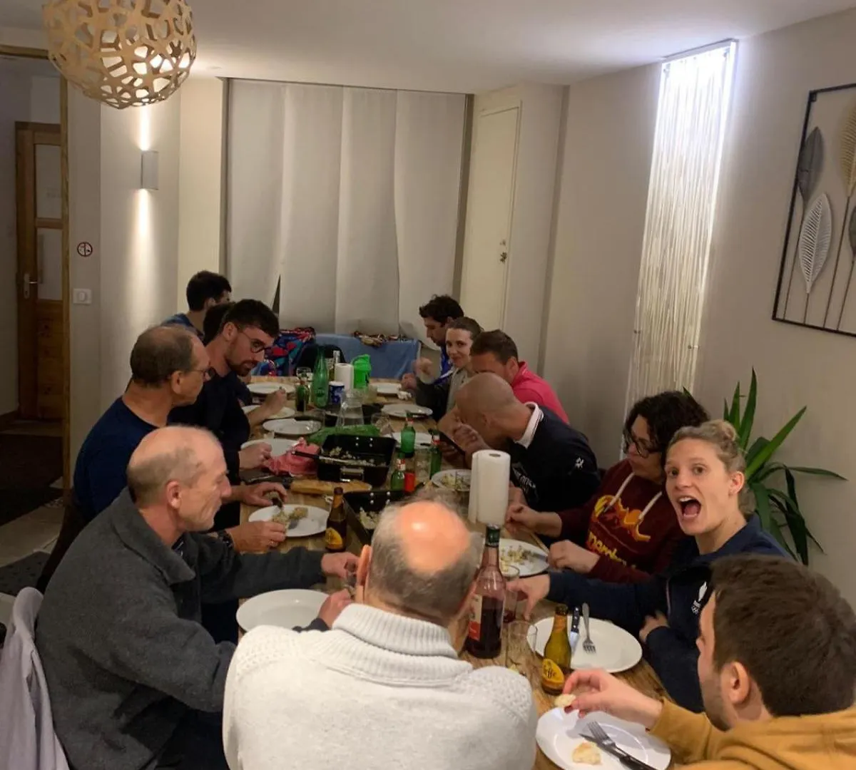 Gite La Decouverte Petit Dejeuner Offert Le Puy-en-Velay Hostel